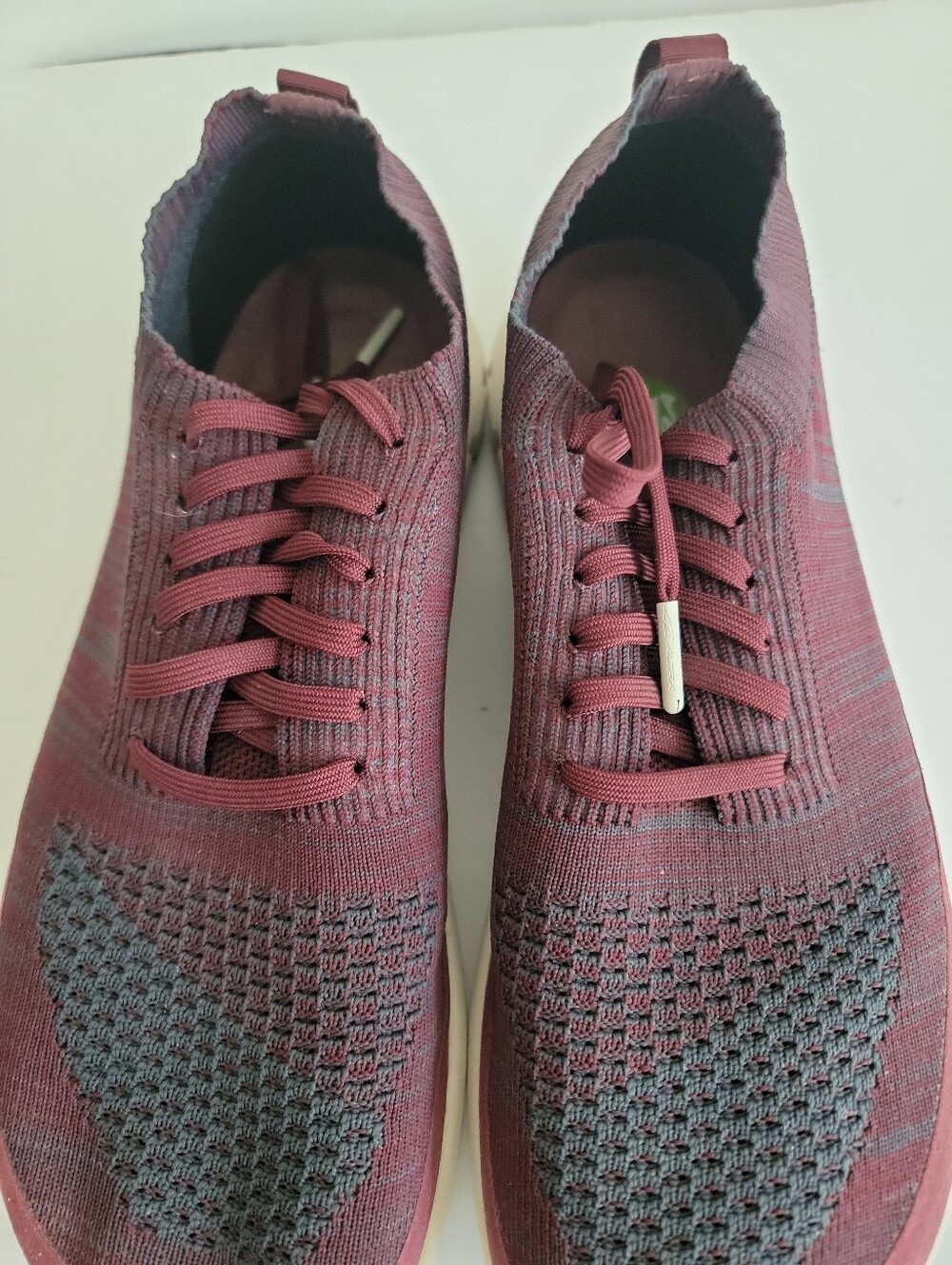 Altra Men's Knit Sneakers - Burgundy with White Sole 9.5 - Picture 10 of 11